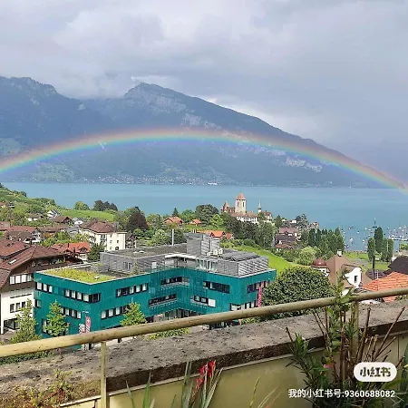 Habitación en casa particular Lakeview By The Station A Spiez