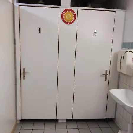 Lakeview By The Station A Habitación en casa particular Spiez