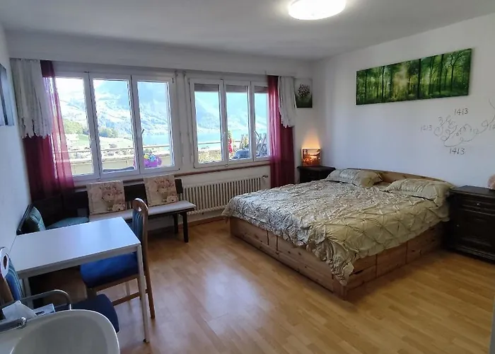 Lakeview By The Station A 홈스테이 *