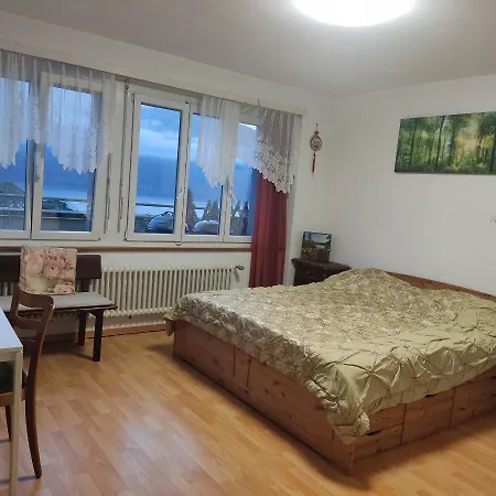 Lakeview By The Station A *